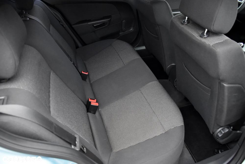 Opel Astra 1.8 Innovation - 29