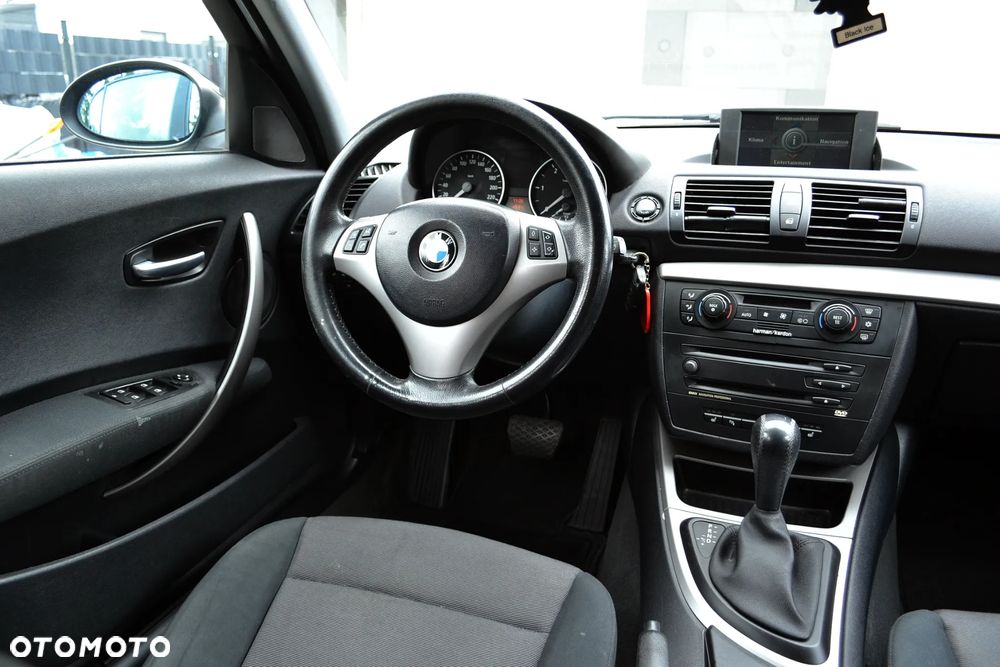 BMW Seria 1 120d - 11