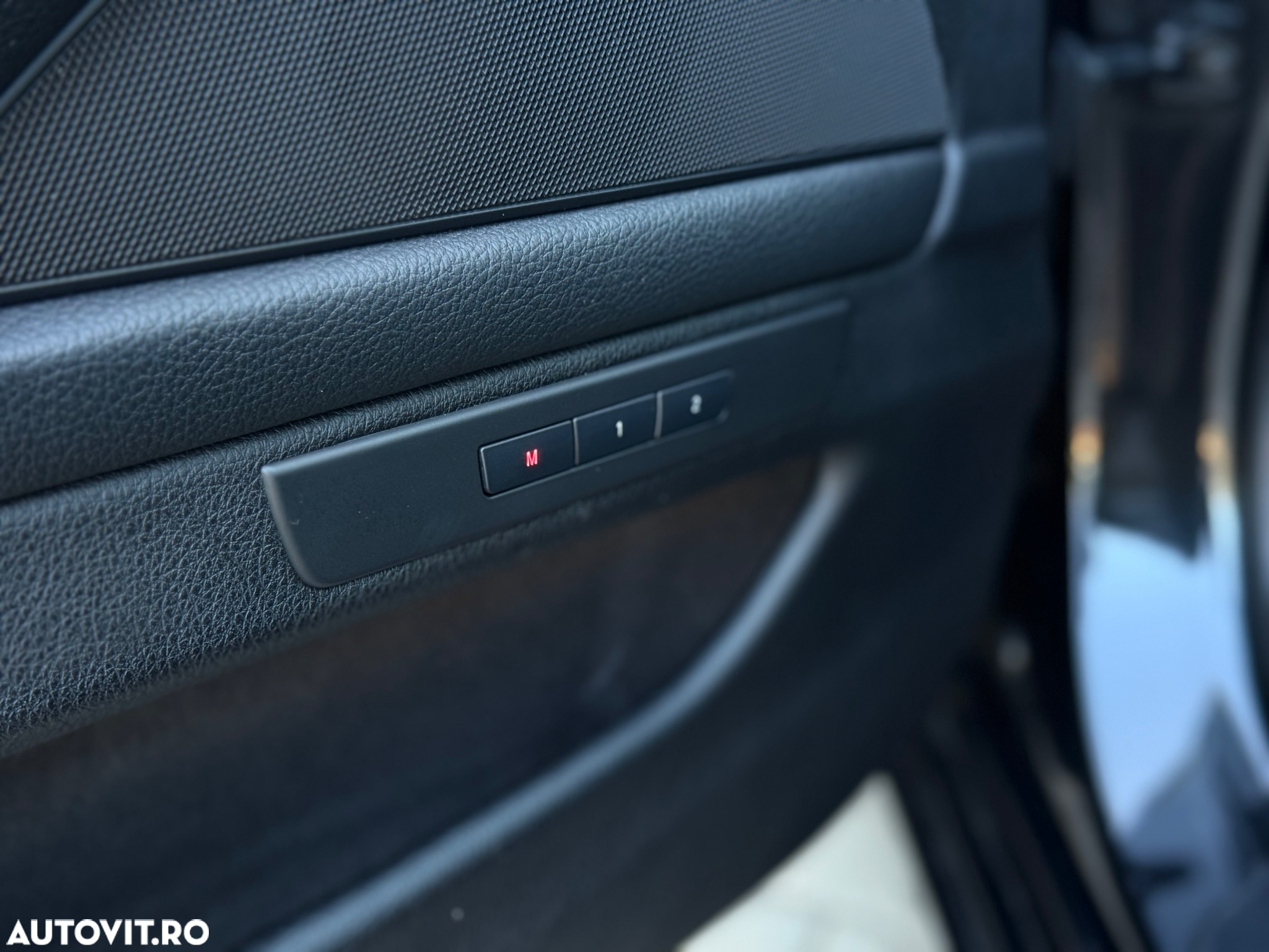 BMW Seria 5 520d Aut. - 25