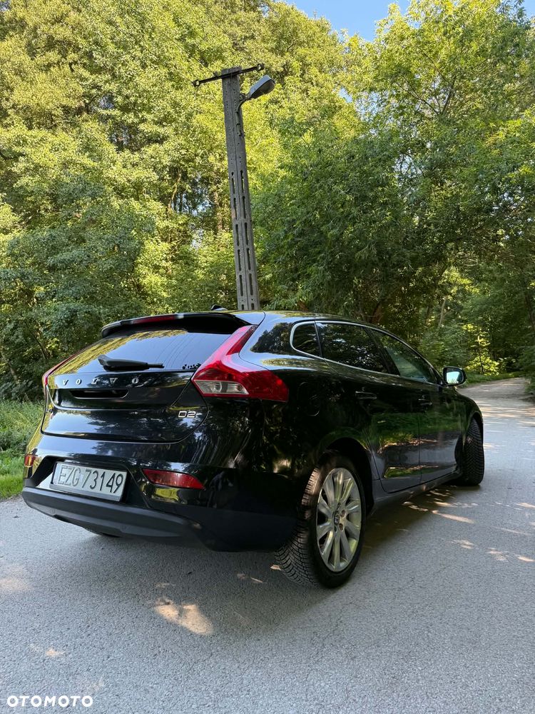 Volvo V40 D2 - 10