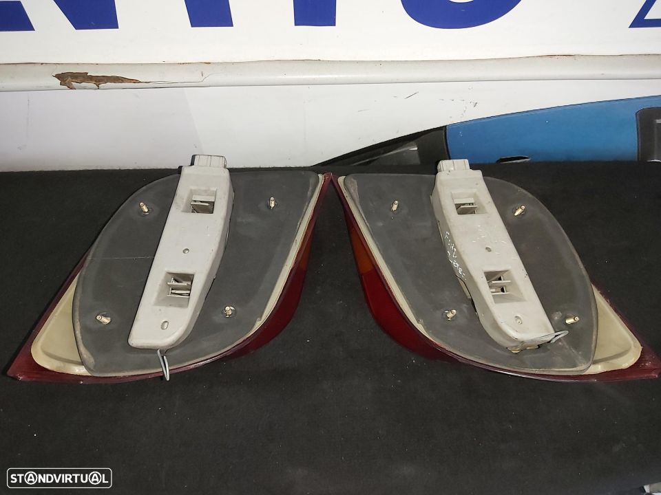 Farolins Ford Fiesta esquerdo - direito - 3