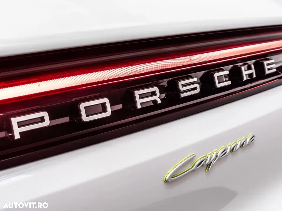 Porsche Cayenne - 11