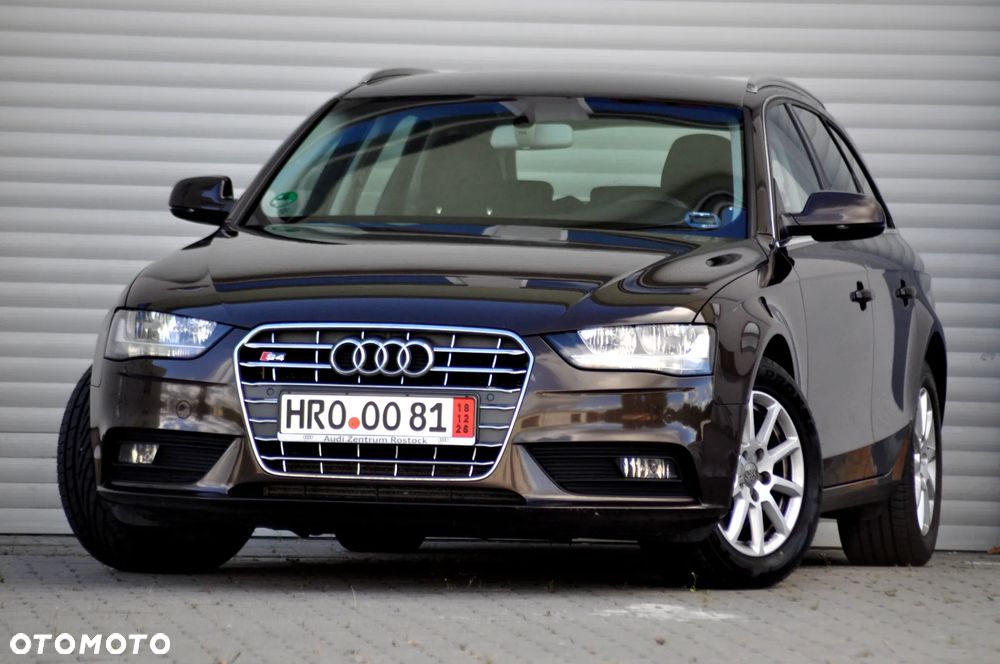 Audi A4 Avant 2.0 TDI DPF Ambiente - 12