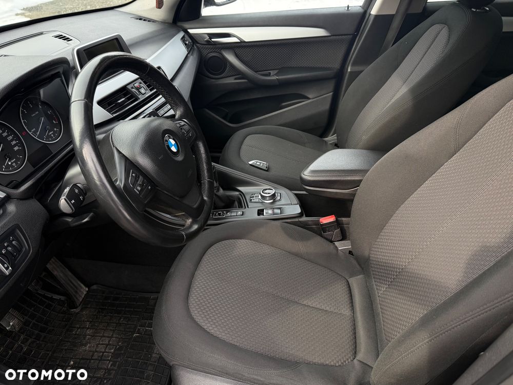BMW X1 xDrive20d Advantage - 5