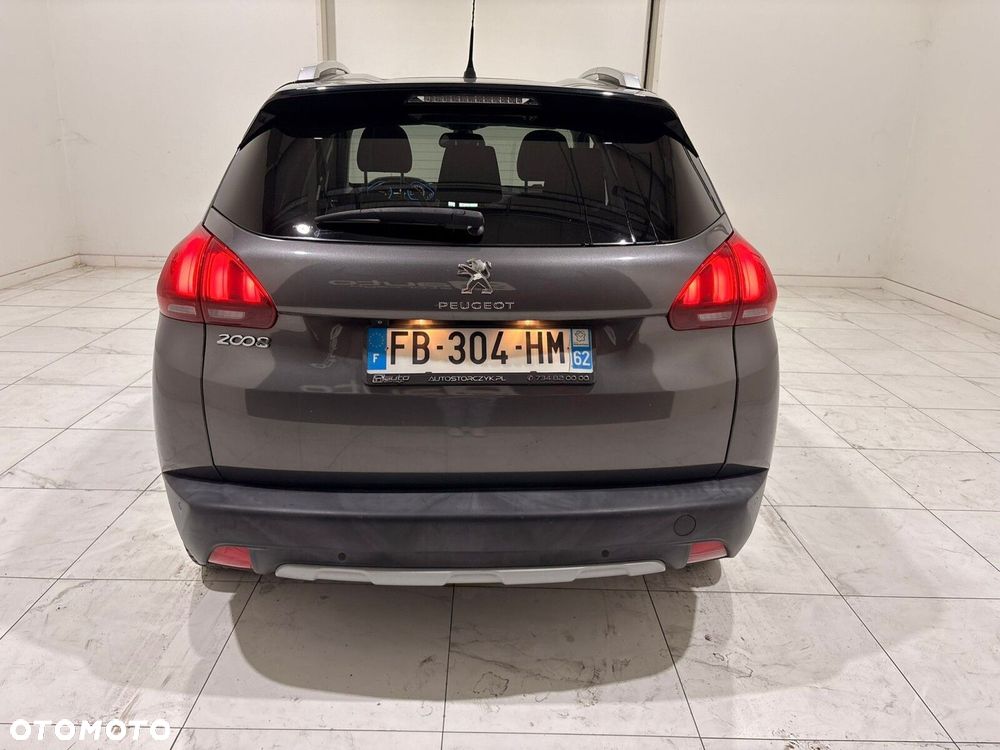 Peugeot 2008 - 5