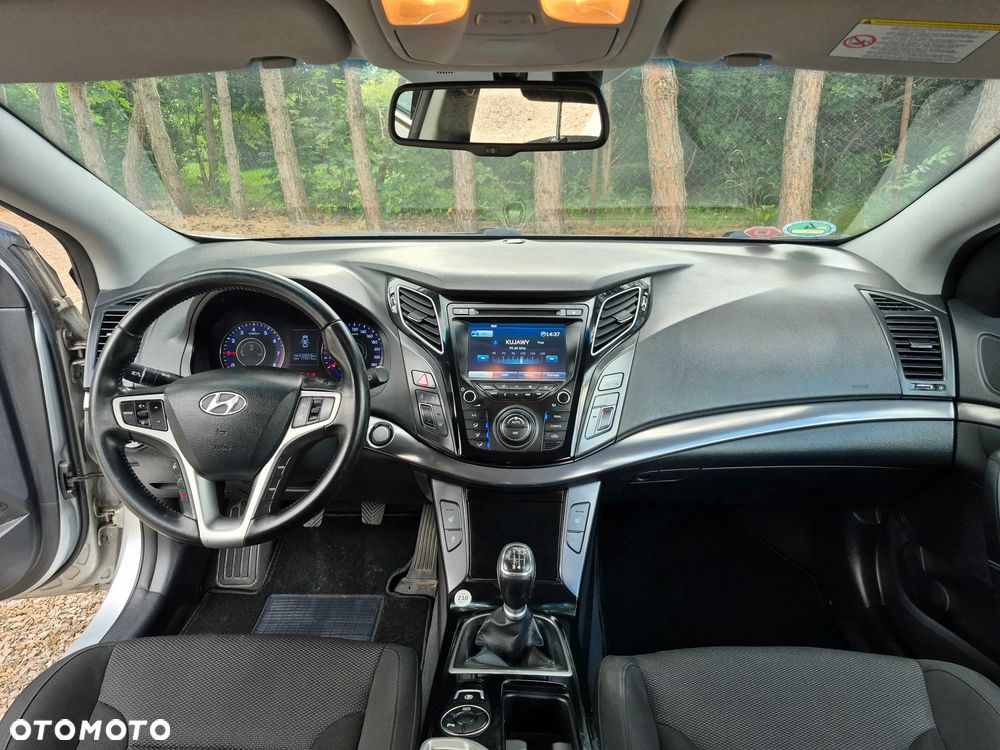 Hyundai i40 i40cw 1.6 Fifa World Cup Edition - 19