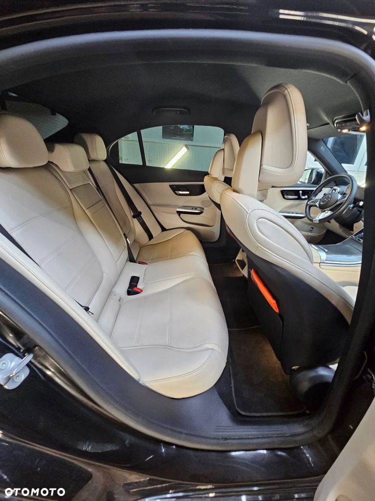 Mercedes-Benz Klasa C 220 d mHEV 4-Matic Avantgarde - 7