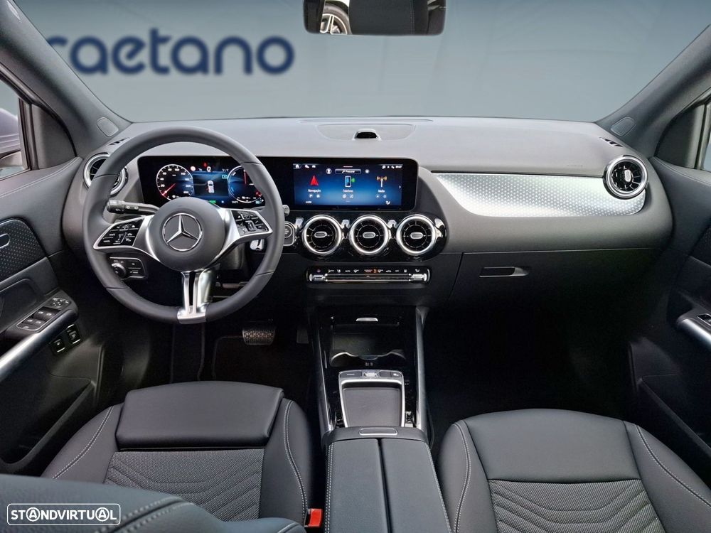 Mercedes-Benz GLA 250 e Progressive - 12