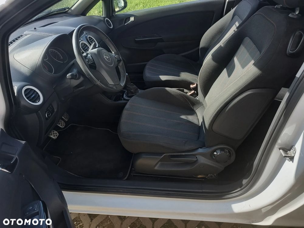 Opel Corsa 1.3 CDTI Enjoy - 9