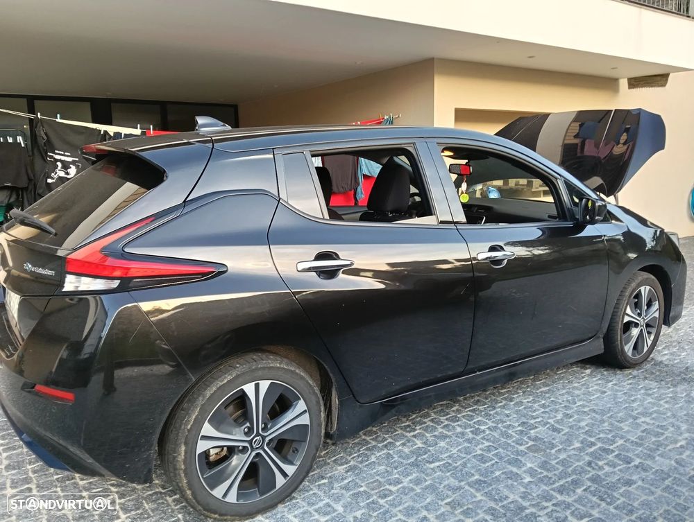 Nissan Leaf N-Connecta - 1