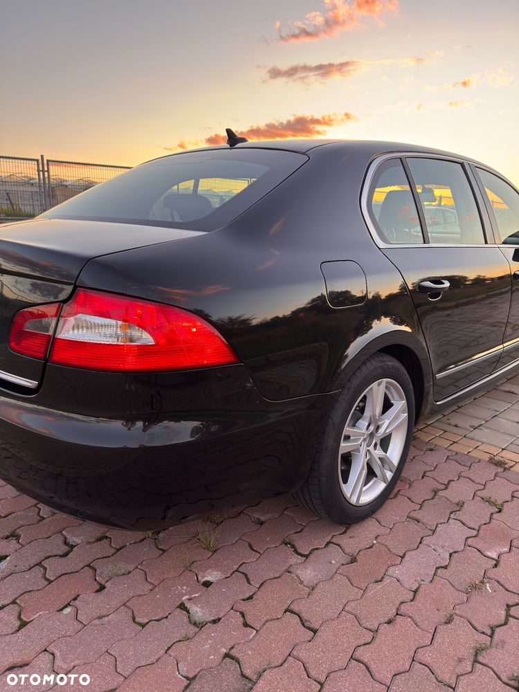 Skoda Superb 2.0 TDI DSG Elegance - 7