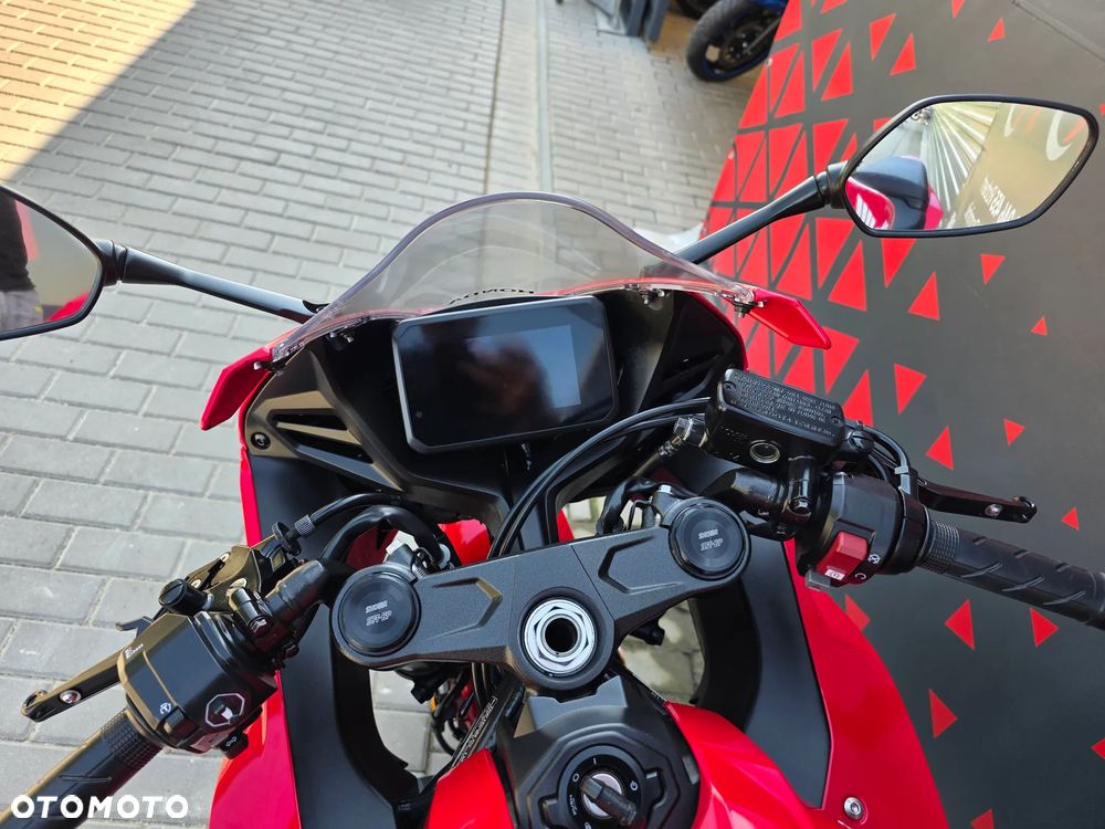 Honda CBR - 30