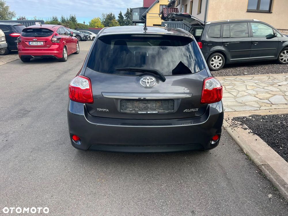Toyota Auris - 3