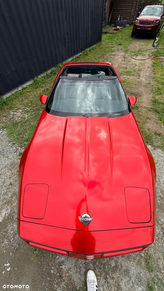 Chevrolet Corvette - 23