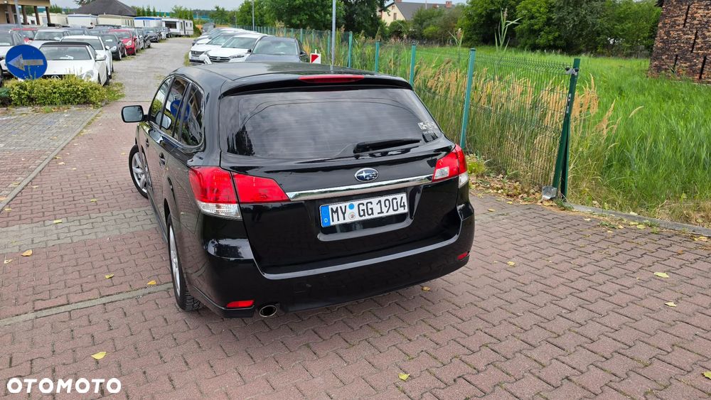 Subaru Legacy - 23