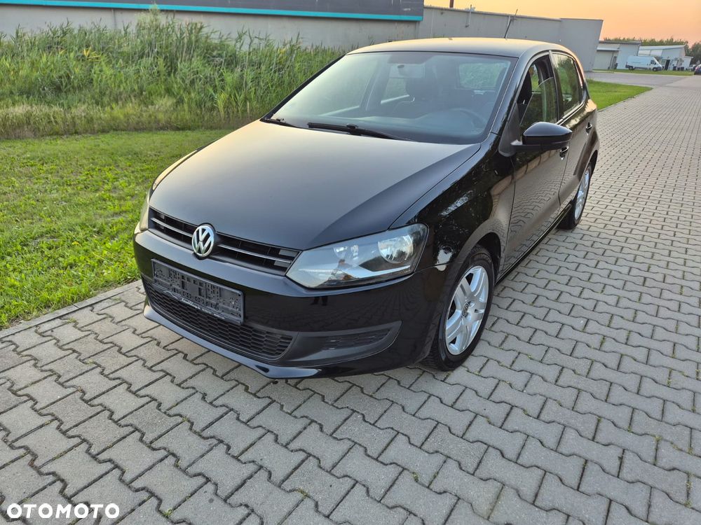 Volkswagen Polo - 1