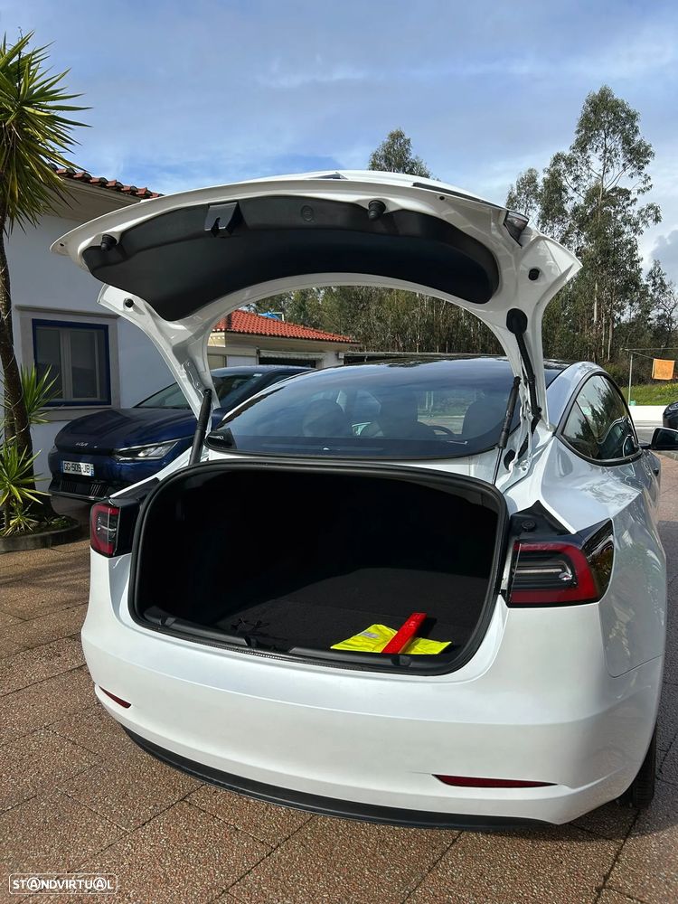 Tesla Model 3 Standard Range Plus RWD - 11