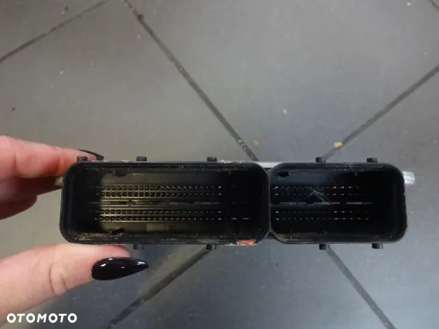 Sterownik silnika Audi Q7 4.2 TDI 4L0910409 - 3