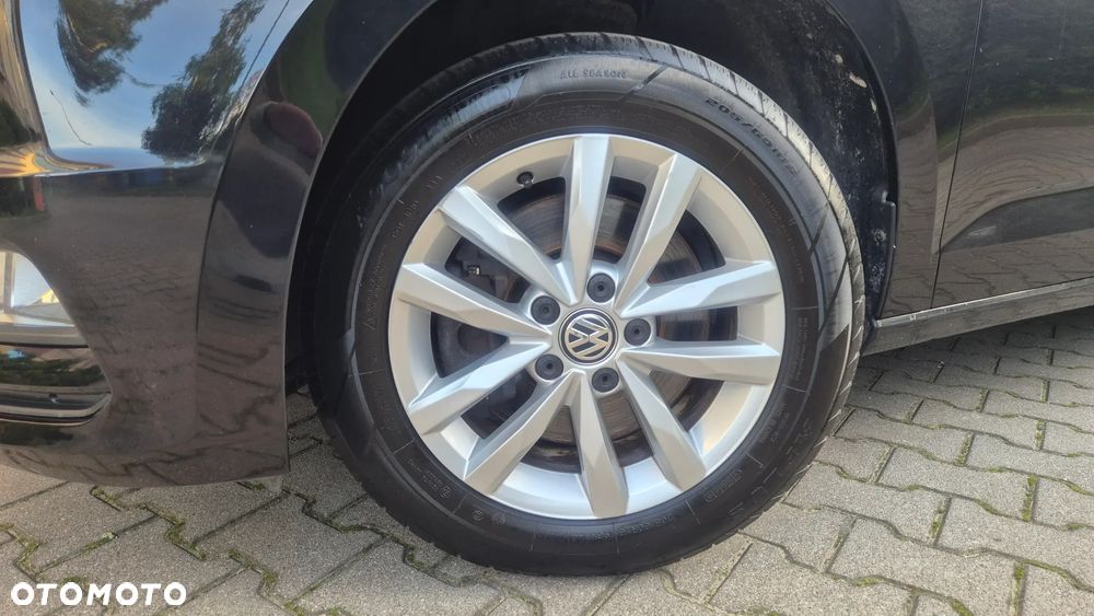 Volkswagen Touran 1.6 TDI SCR BlueMotion Technology Comfortline - 28