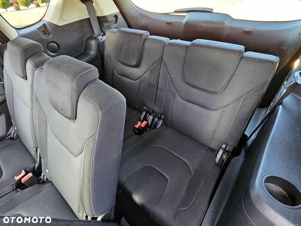 Ford S-Max 2.0 TDCi Titanium PowerShift - 27
