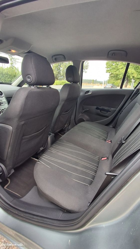 Opel Corsa 1.2 Enjoy - 17