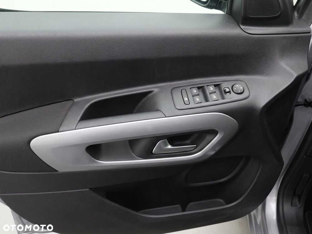Toyota Proace City Verso Long 1.2 D-4T Family - 9