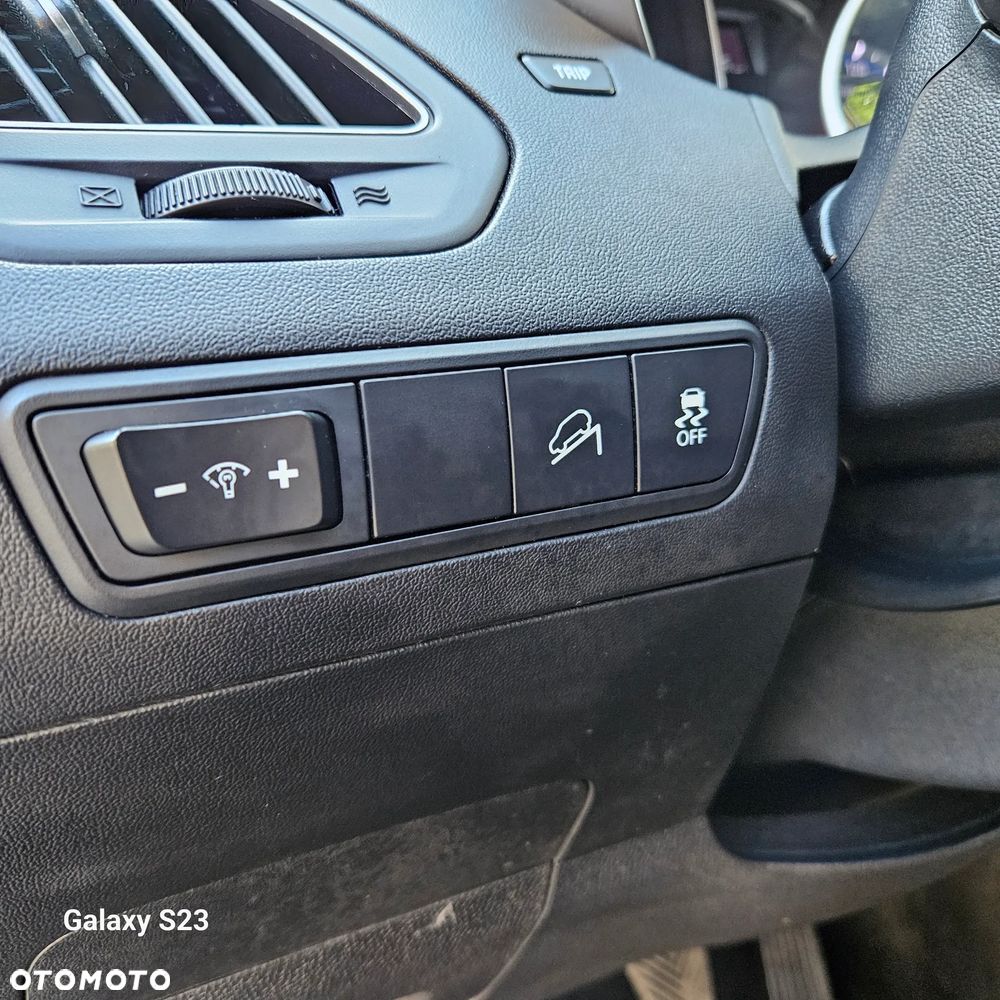 Hyundai ix35 2.0 2WD Style - 17
