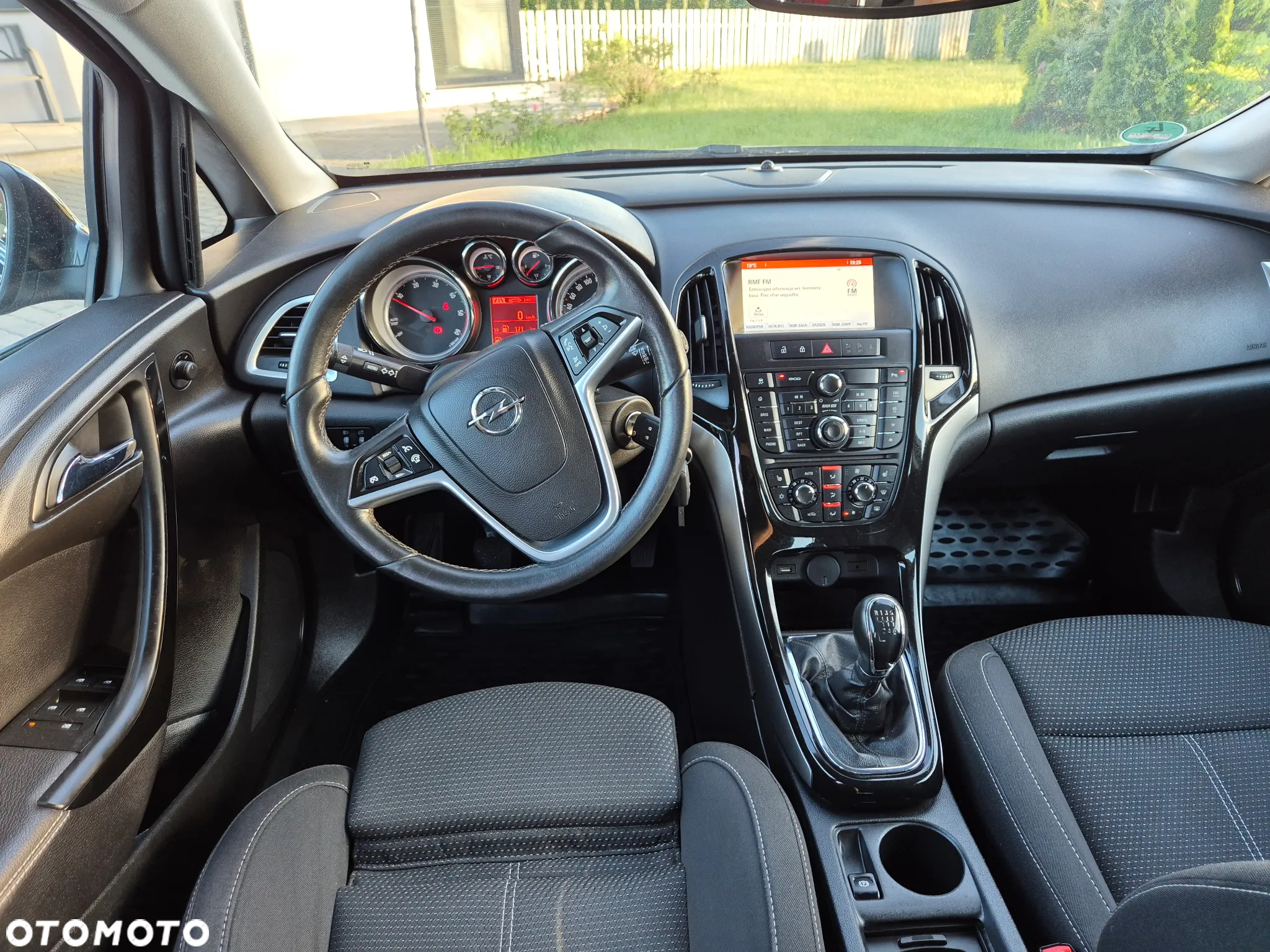 Opel Astra 1.6 D (CDTI) Start/Stop Sports Tourer Dynamic - 5