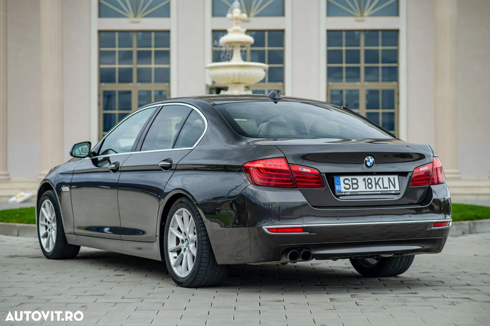 BMW Seria 5 530d xDrive - 4