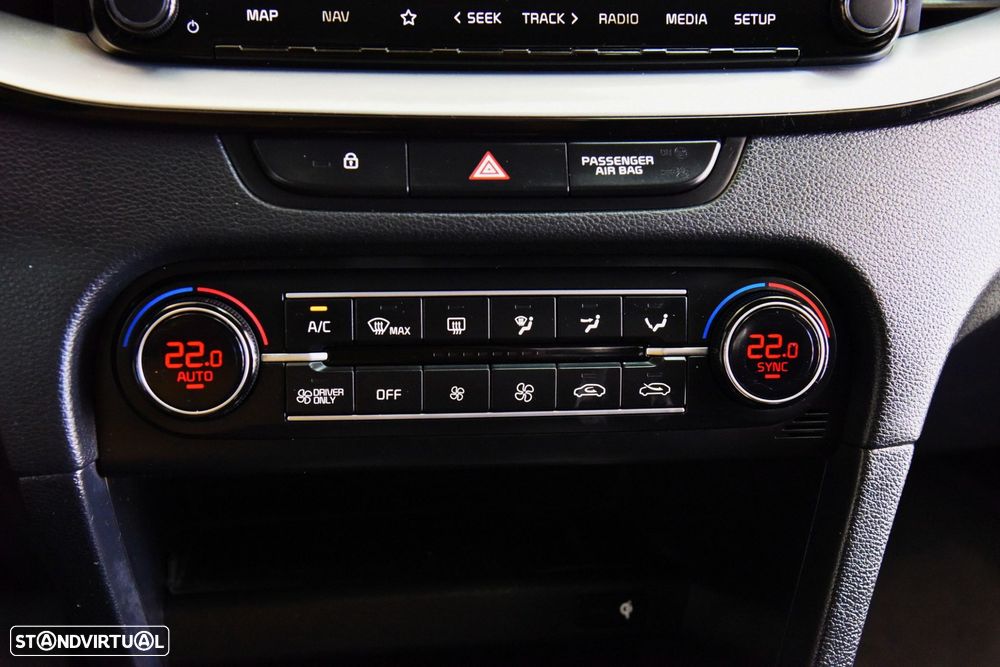Kia XCeed - 23