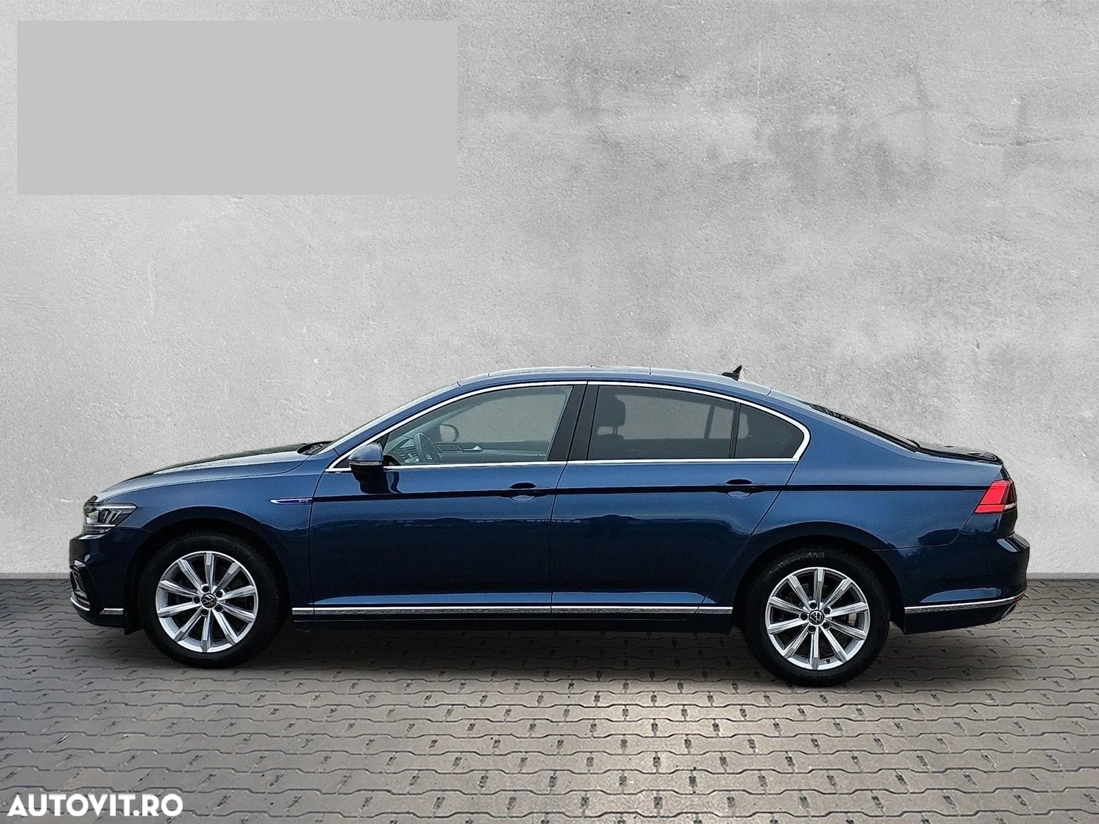 Volkswagen Passat - 6