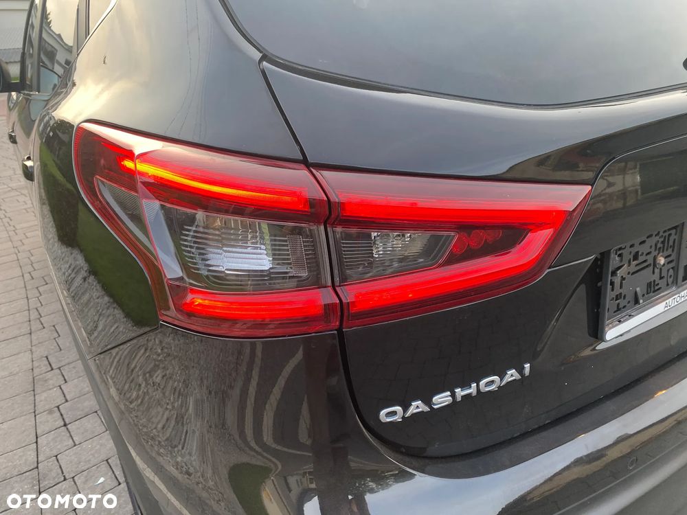 Nissan Qashqai 1.6 DCi Xtronic ACENTA - 11