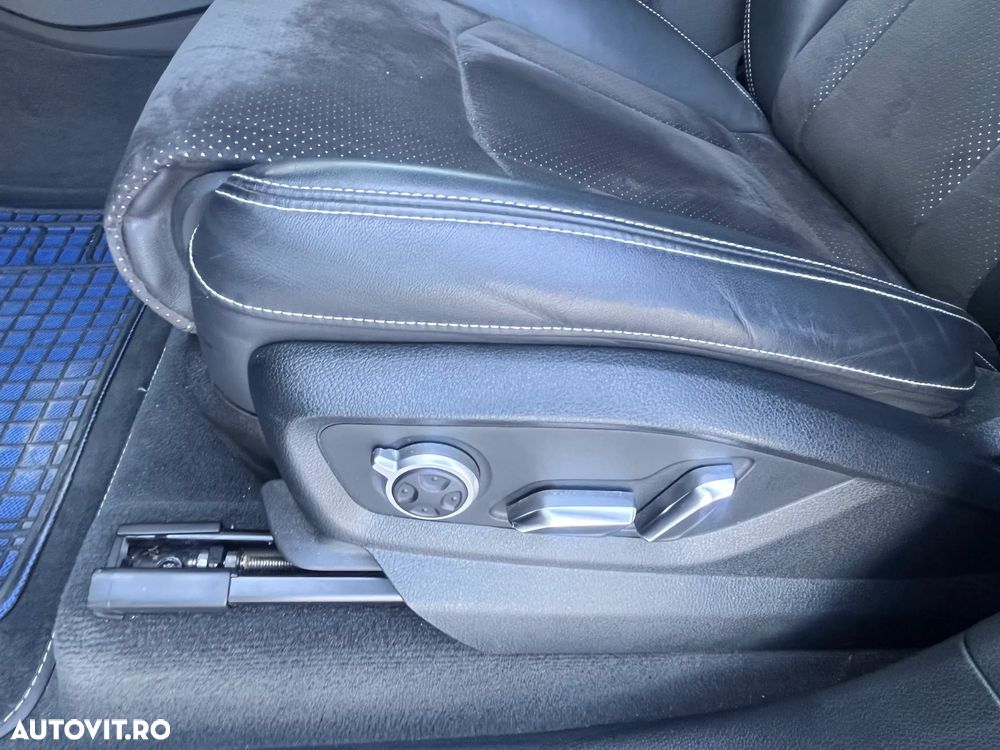 Audi Q7 50 TDI quattro Tiptronic MHEV S Line - 13