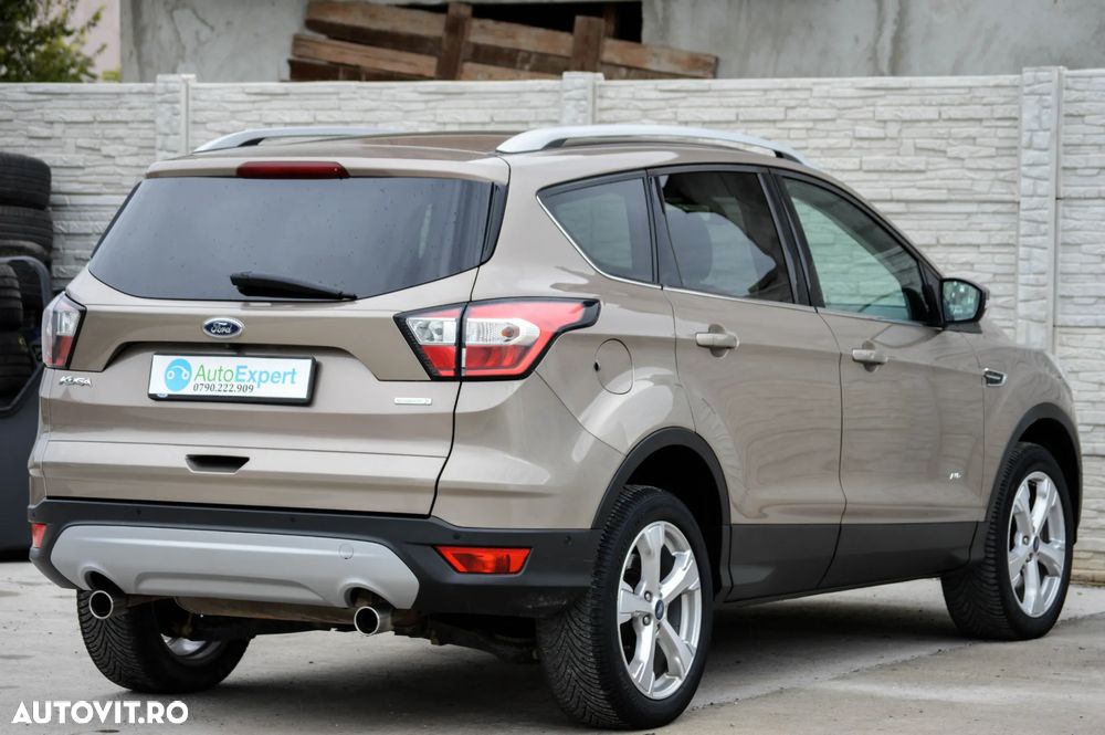 Ford Kuga 1.5 EcoBoost 4x4 Aut. Trend - 9