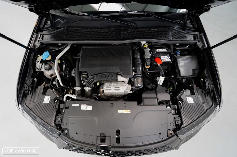 DS DS4 1.2 PureTech Performance Line EAT8 - 36