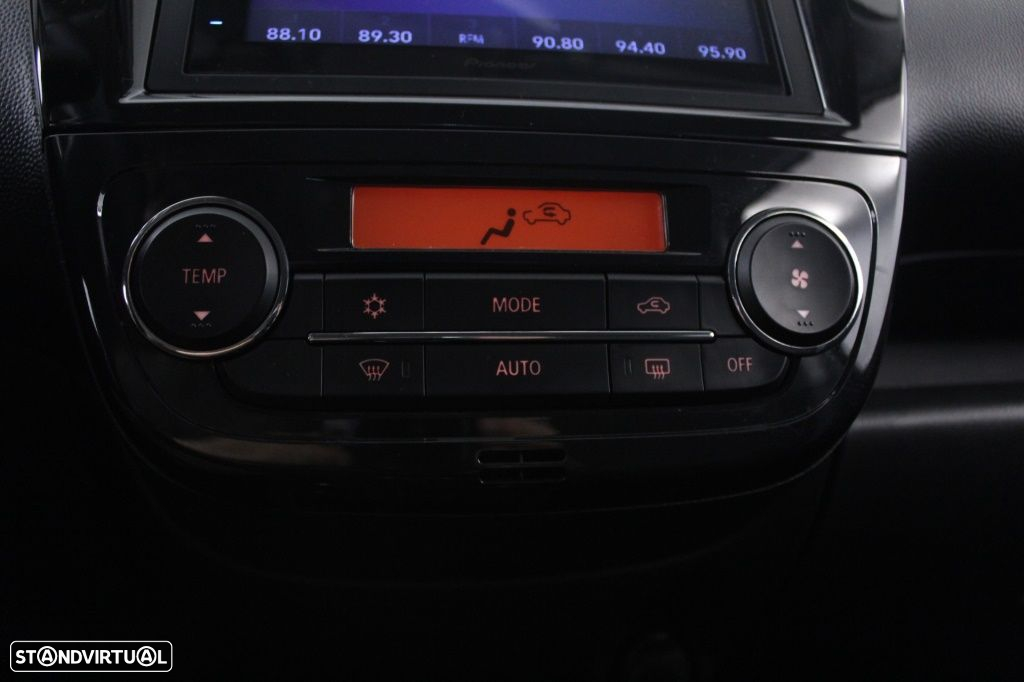 Mitsubishi Space Star 1.2 Connect Edition - 29
