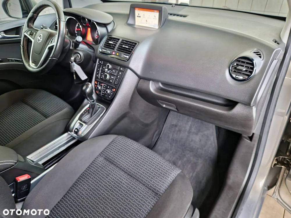 Opel Meriva 1.4 T Cosmo - 14