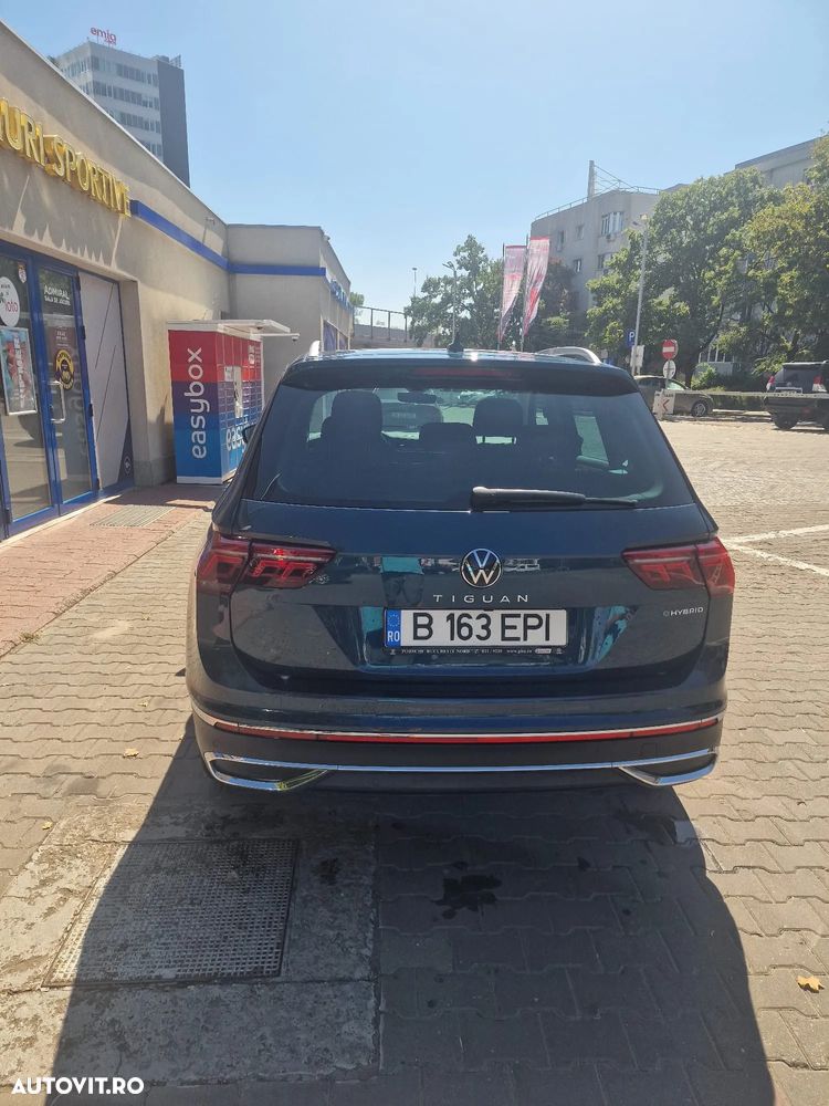 Volkswagen Tiguan - 4