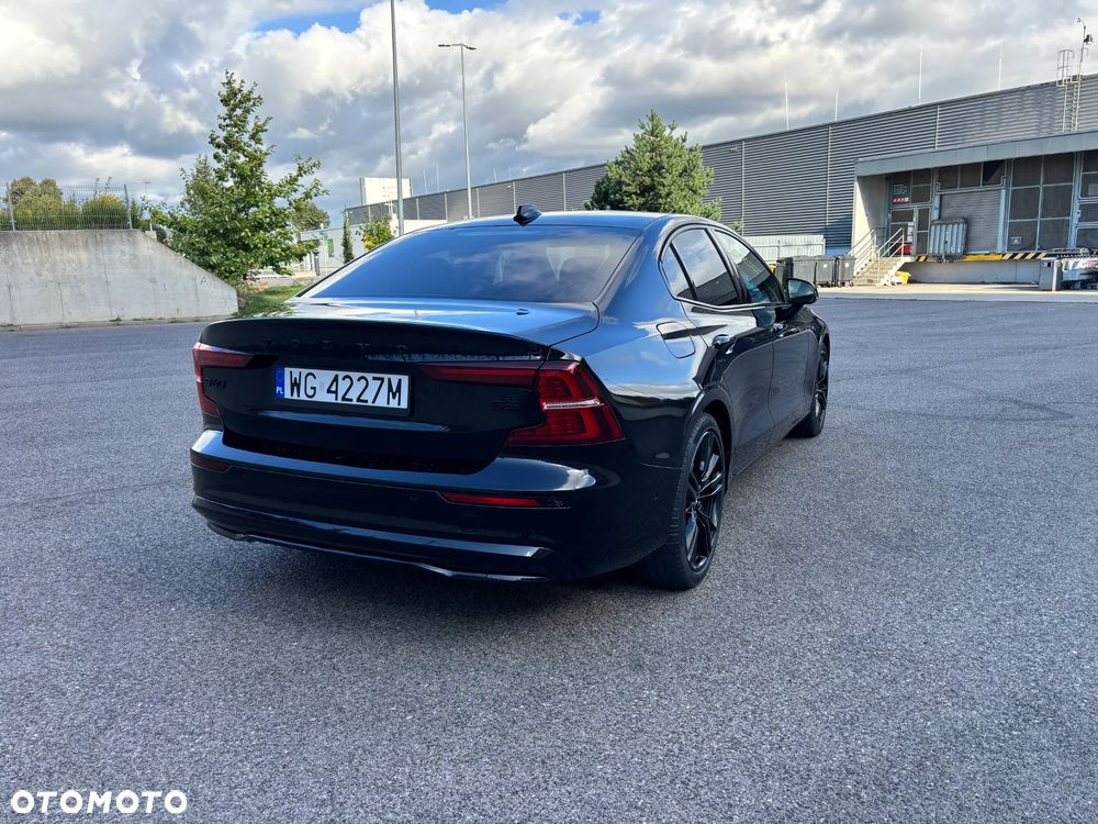 Volvo S60 B5 B Ultimate Dark - 5