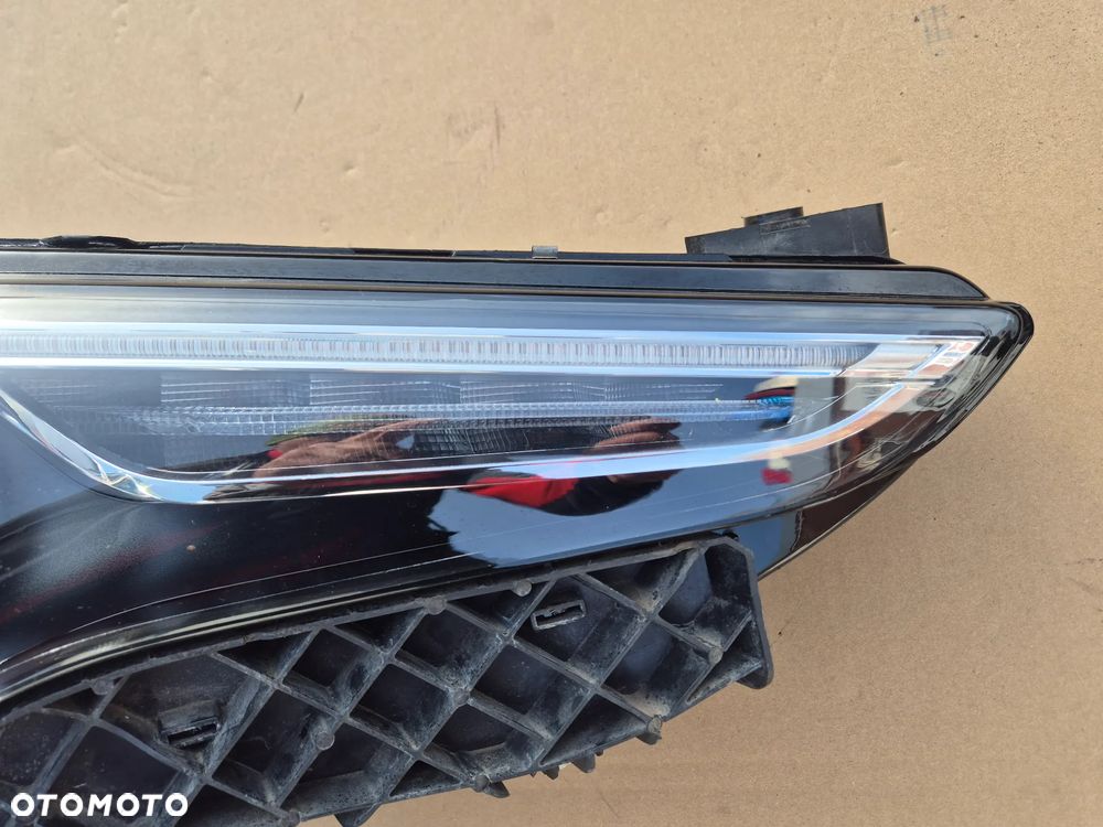 Alfa Romeo Stelvio lampa prawa.Biksenon skrętny.Kompletna. - 5