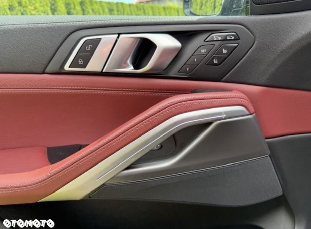 BMW X6 xDrive40i mHEV - 24