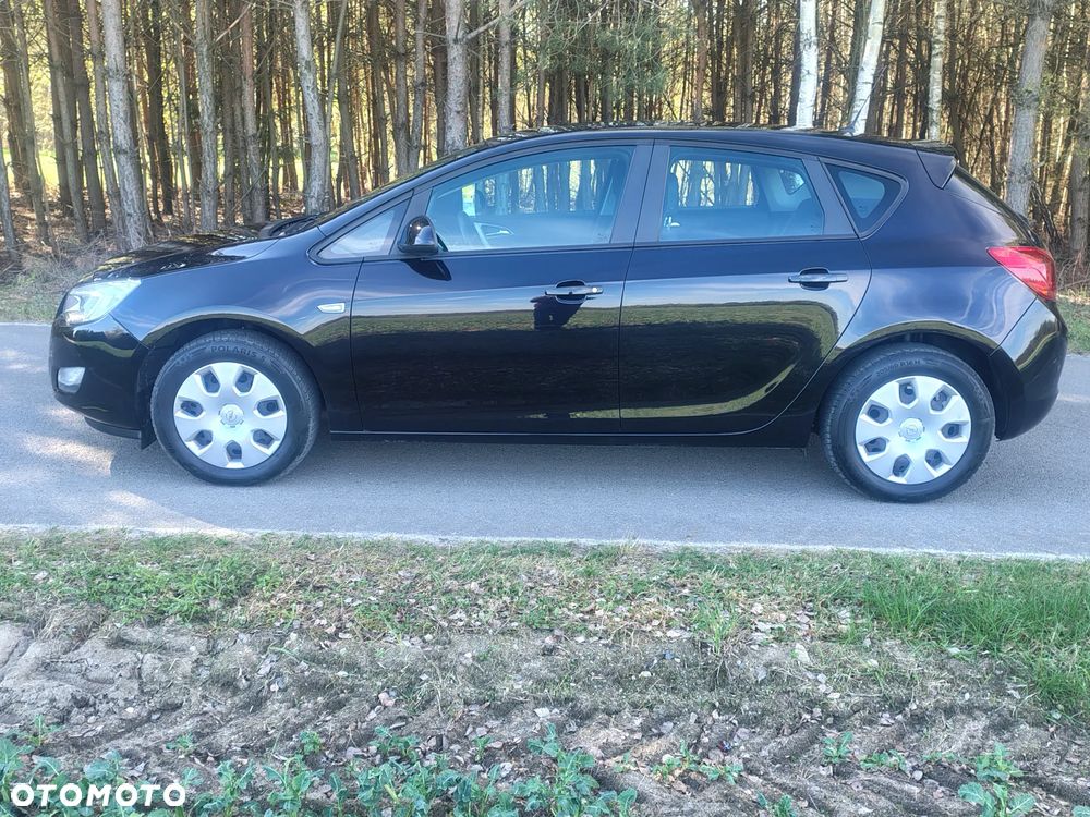 Opel Astra 1.4 - 3