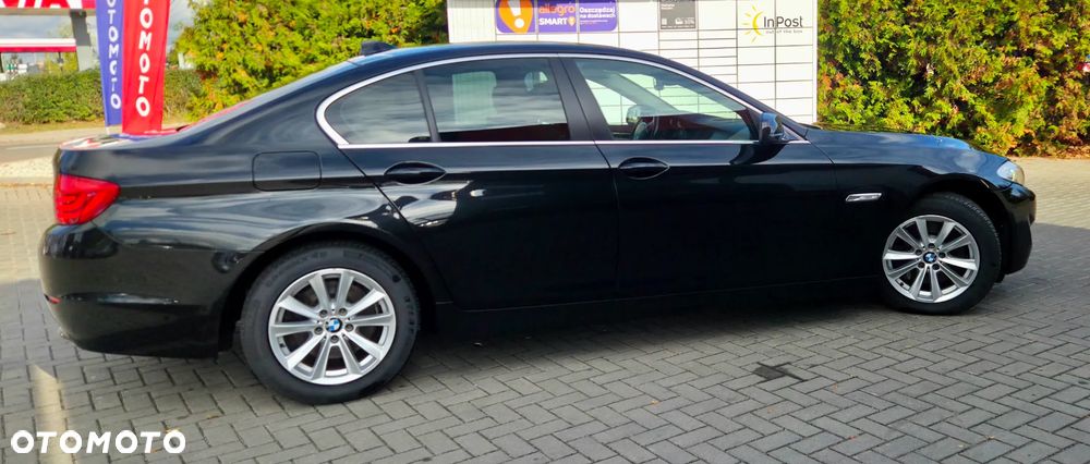 BMW Seria 5 525d - 7