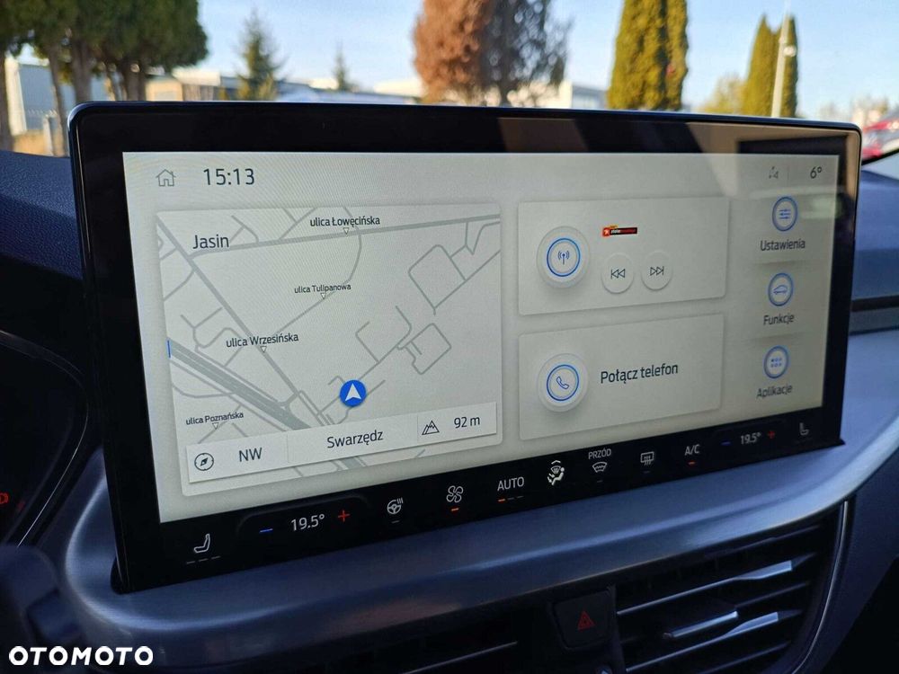 Ford Focus SW 1.0 EcoBoost mHEV Titanium X - 21