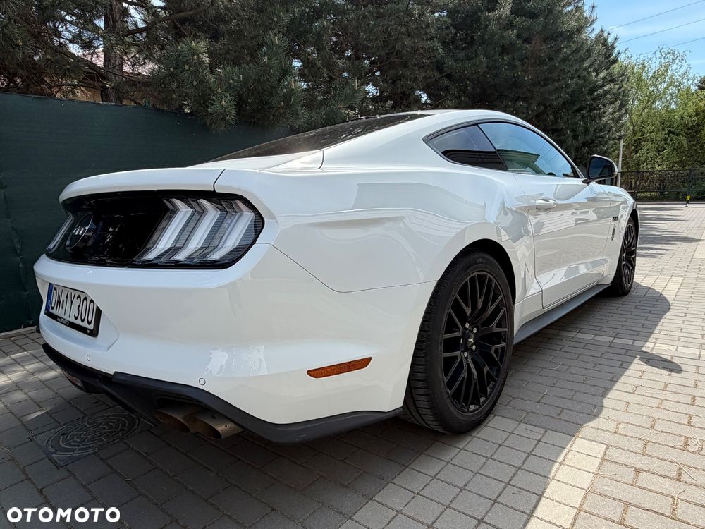 Ford Mustang 5.0 V8 GT - 1