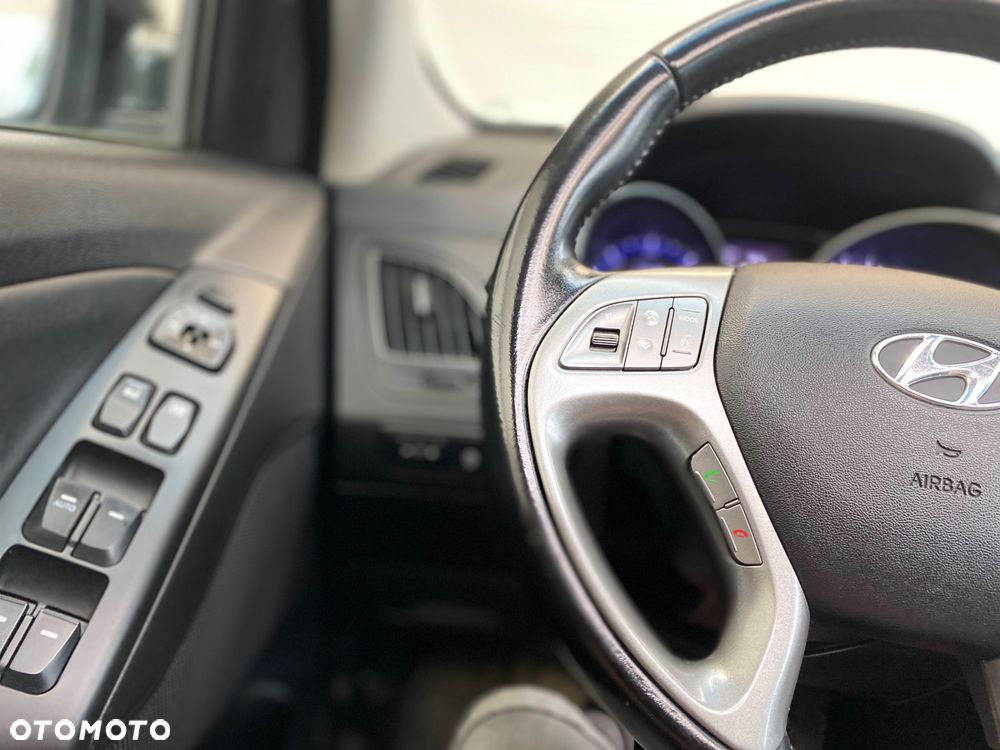 Hyundai ix35 1.7 CRDi Premium 2WD - 24