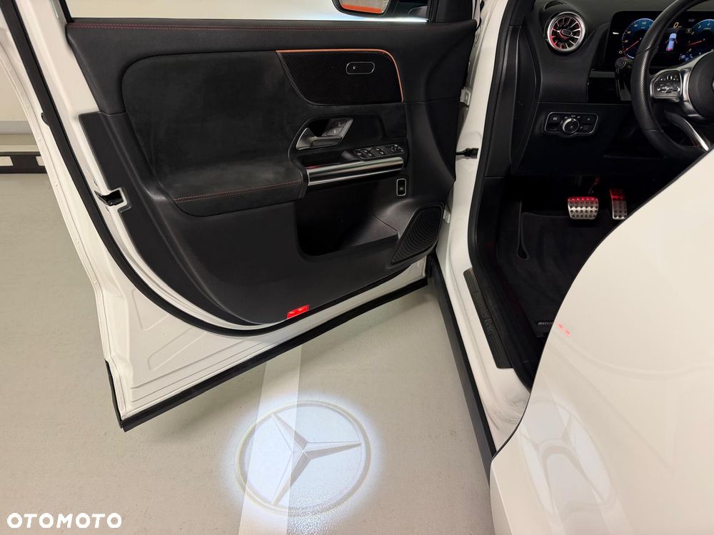 Mercedes-Benz GLA 250 AMG Line - 16