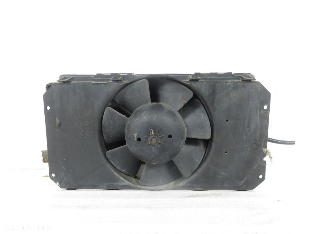 NAGRZEWNICA WODY MERCEDES T1 9225213117 9225212117 - 1