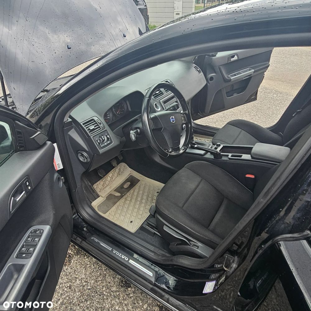 Volvo V50 D3 - 13