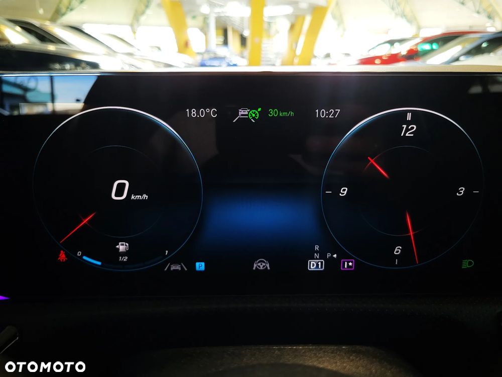 Mercedes-Benz CLA 250 Progressive 7G-DCT - 38